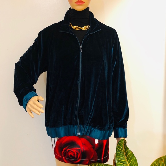 𝑮𝒓𝒆𝒆𝒏 𝑽𝒆𝒍𝒗𝒆𝒕 𝑱𝒂𝒄𝒌𝒆𝒕 - Picture 5 of 8